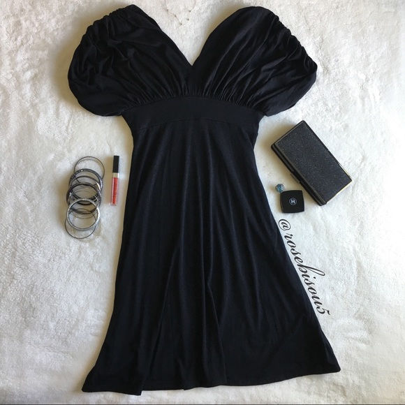 Double Zero Dresses & Skirts - 🌹🆕{DOUBLE ZERO} Draped Melon Sleeve Deep V Dress